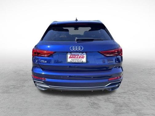 2022 Audi Q3 45 S line Premium