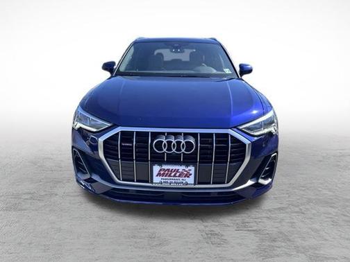 2022 Audi Q3 45 S line Premium