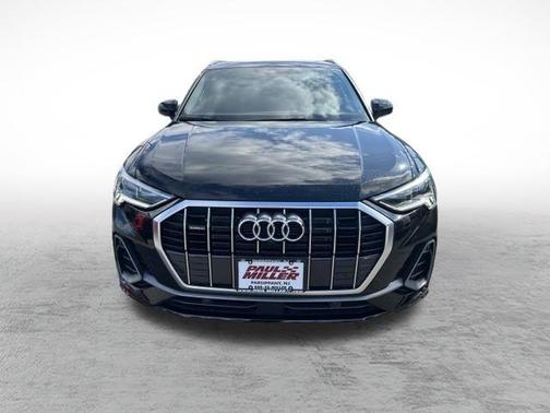 2024 Audi Q3 45 S line Premium
