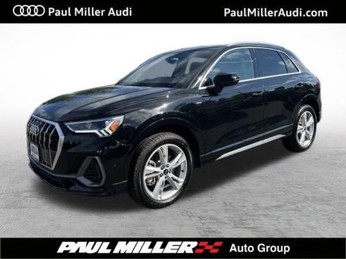 2024 Audi Q3 45 S line Premium