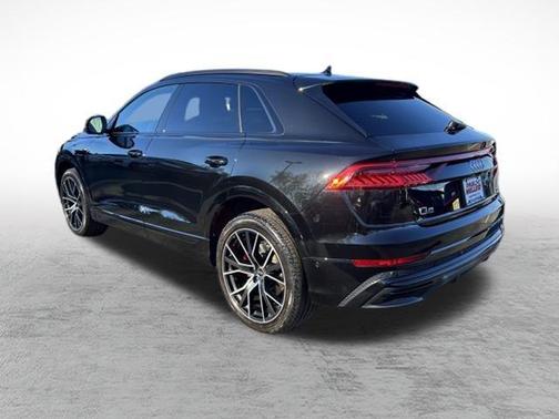 2023 Audi Q8 55 Premium Plus