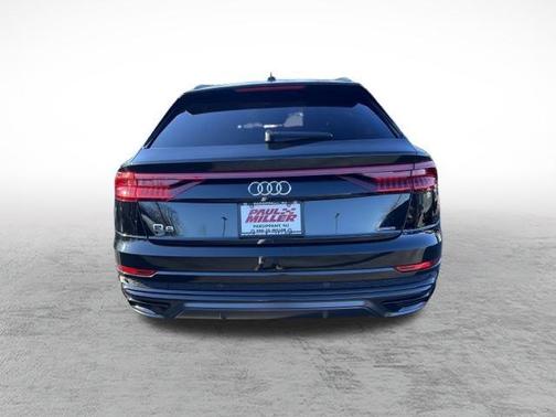 2023 Audi Q8 55 Premium Plus