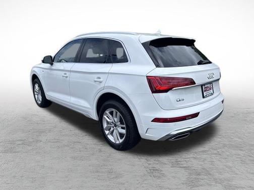 2024 Audi Q5 45 S line quattro Premium