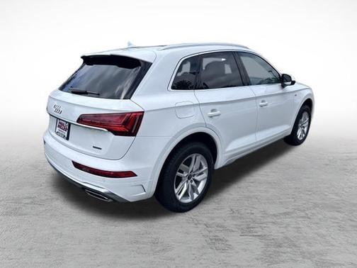 2024 Audi Q5 45 S line quattro Premium