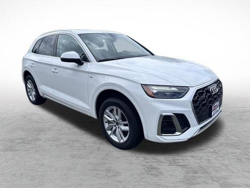 2024 Audi Q5 45 S line quattro Premium