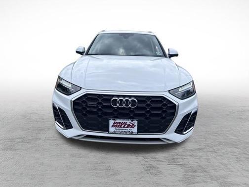 2024 Audi Q5 45 S line quattro Premium