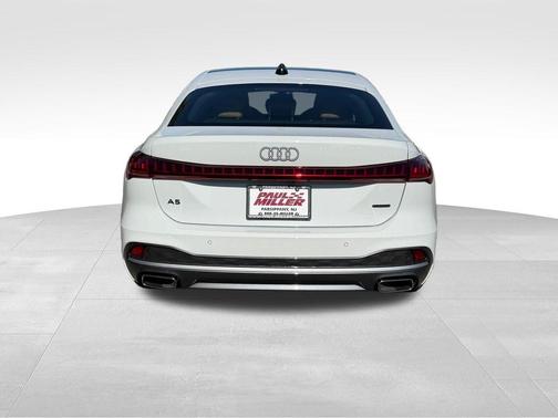 Glacier White Metallic 2026 Audi A5