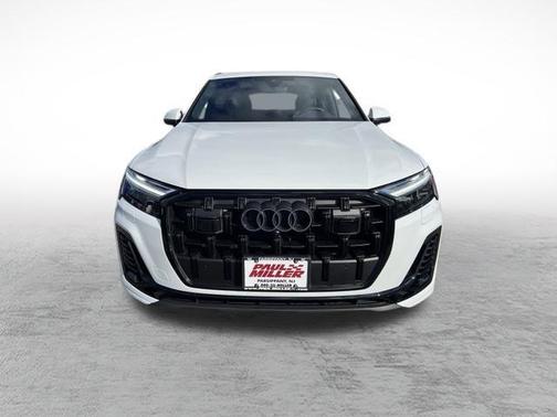 2025 Audi Q7 45 Premium