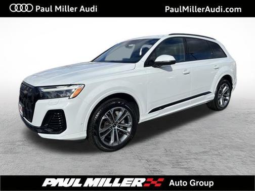2025 Audi Q7 45 Premium