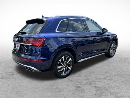 2025 Audi Q5 45 S line quattro Premium