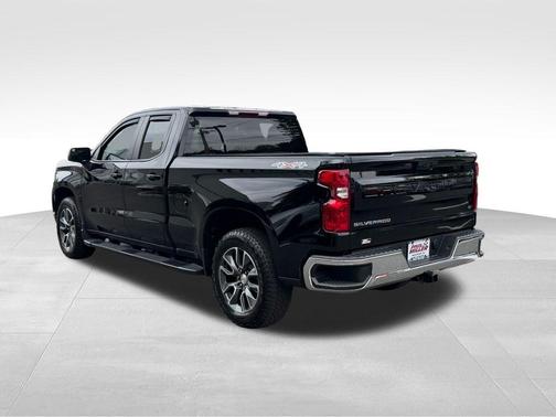 Black 2023 Chevrolet Silverado 1500 LT