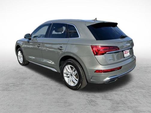 2024 Audi Q5 45 S line quattro Premium