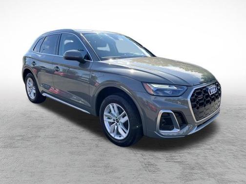 2024 Audi Q5 45 S line quattro Premium