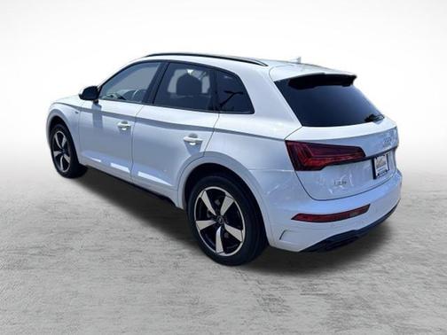 2022 Audi Q5 45 S line quattro Premium