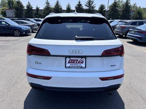2022 Audi Q5 45 S line quattro Premium