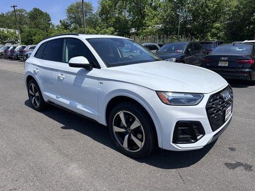 2022 Audi Q5 45 S line quattro Premium