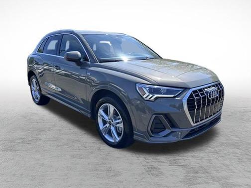2024 Audi Q3 45 S line Premium
