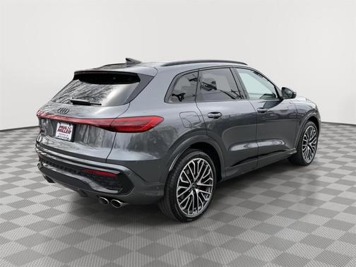 Daytona Gray Metallic 2026 Audi SQ5 3.0T Premium Plus