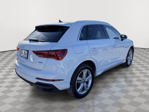 2023 Audi Q3 45 S line Premium Plus