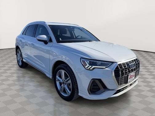 2023 Audi Q3 45 S line Premium Plus