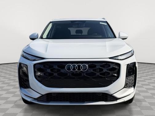 2026 Audi Q3 S LINE