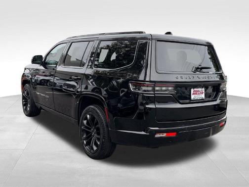 Diamond Black 2024 Jeep Grand Wagoneer Series II