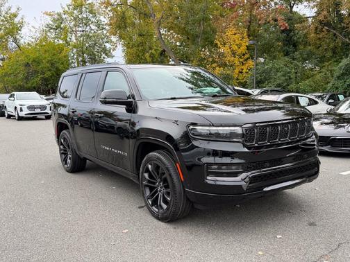 Diamond Black 2024 Jeep Grand Wagoneer Series II