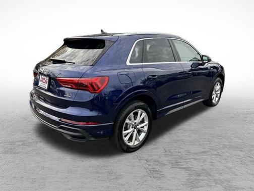 2025 Audi Q3 45 S line Premium