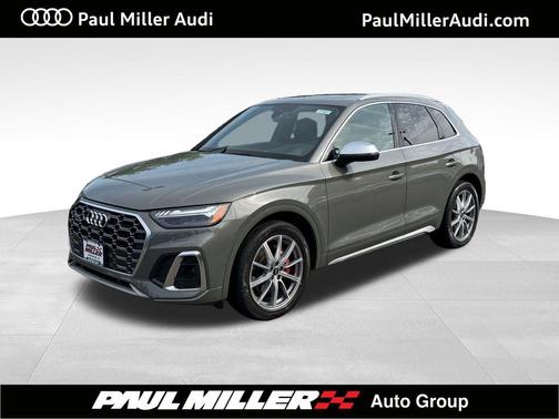 Chronos Gray Metallic 2023 Audi SQ5 3.0T Prestige