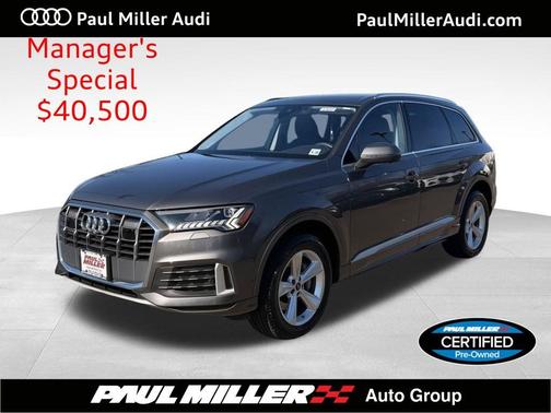 Samurai Gray Metallic 2023 Audi Q7 45 Premium Plus