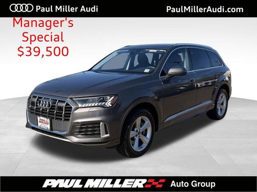 Samurai Gray Metallic 2023 Audi Q7 45 Premium Plus