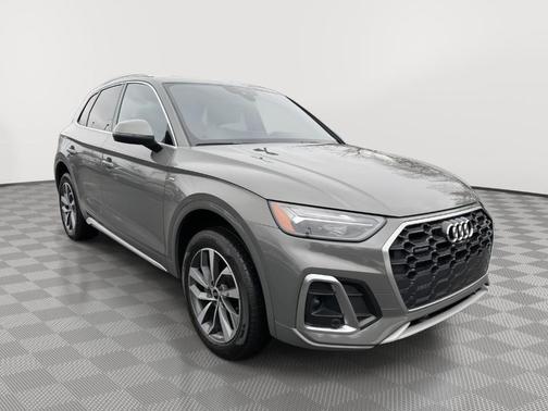 2023 Audi Q5 45 S line Premium Plus