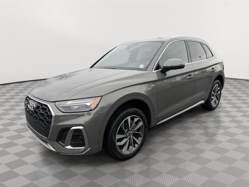 2023 Audi Q5 45 S line Premium Plus