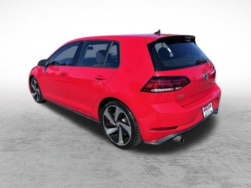 2018 Volkswagen Golf GTI 2.0T SE 4-Door