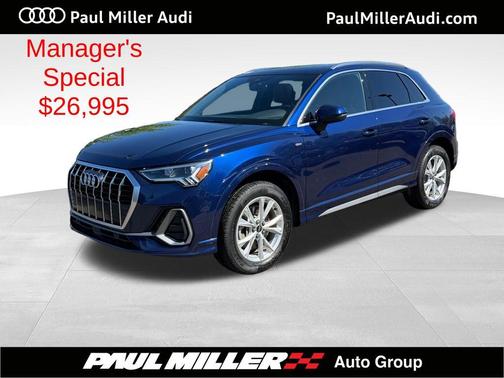 Navarra Blue Metallic 2024 Audi Q3 45 S line Premium