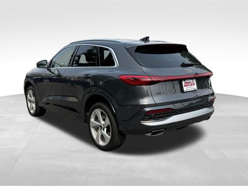 Tambora Flame 2026 Audi Q5 PLUS