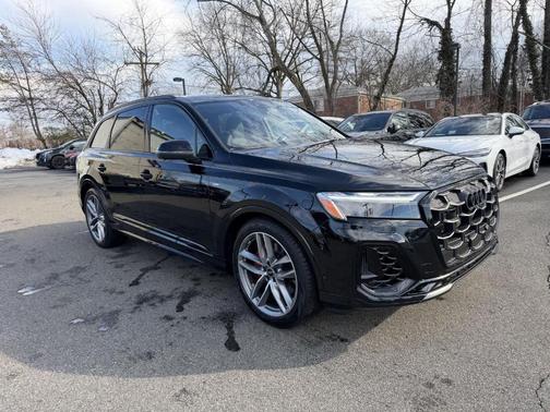 2026 Audi Q7 55 Premium