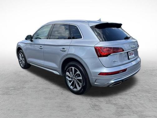 2025 Audi Q5 45 S line quattro Premium