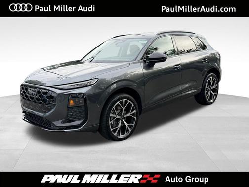 Daytona Gray Pearl 2026 Audi Q3 S line