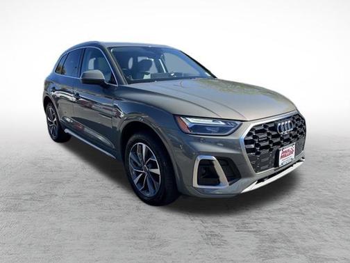 2025 Audi Q5 45 S line quattro Premium