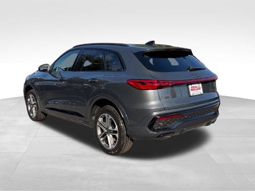 Tambora Flame 2026 Audi Q5