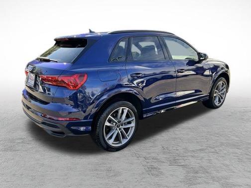 2025 Audi Q3 45 S line Premium