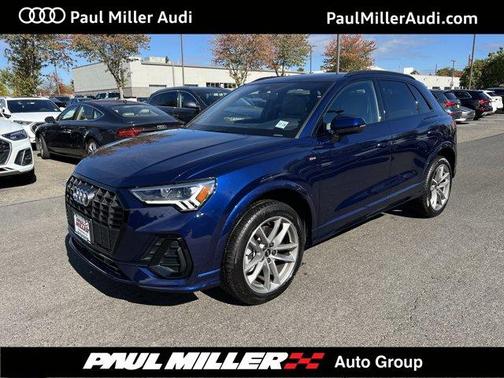 2025 Audi Q3 45 S line Premium