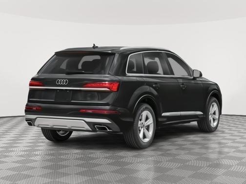 2026 Audi Q7 45 Premium