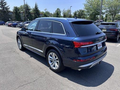 2025 Audi Q7 55 Premium Plus
