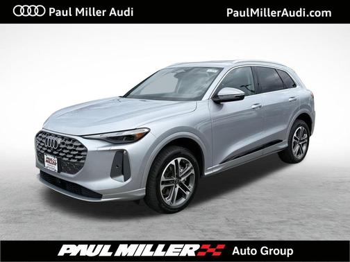 Florett Silver Metallic 2026 Audi Q5