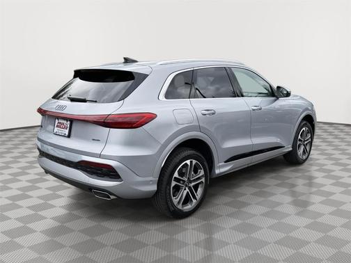 Florett Silver Metallic 2026 Audi Q5