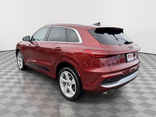 2025 Audi Q5 2.0T quattro Premium