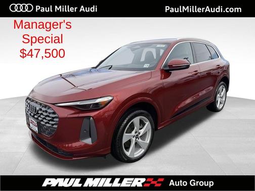Grenadier Red Metallic 2025 Audi Q5 2.0T quattro Premium