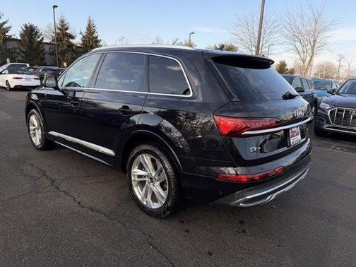 2021 Audi Q7 45 Premium Plus